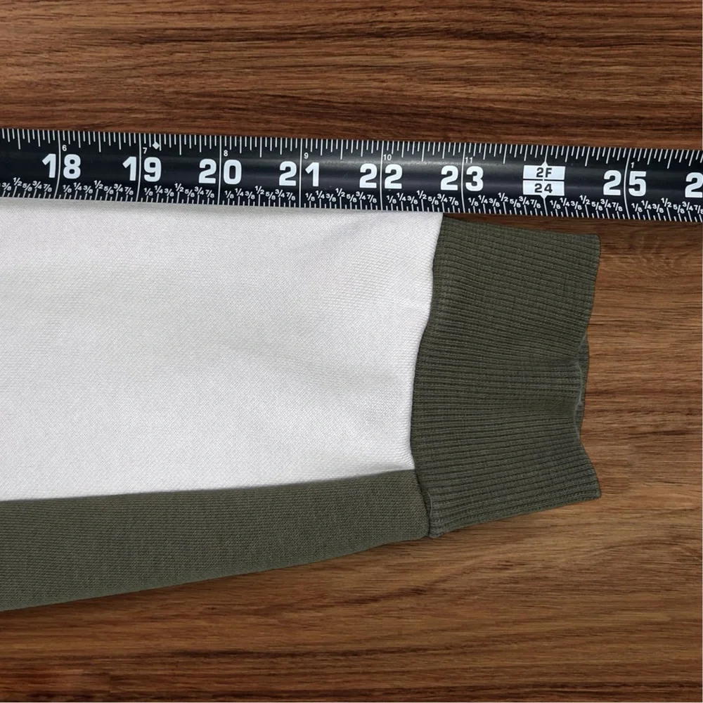 Puma Green and White Pullover Hoodie. Size Medium - Picture 6 of 9